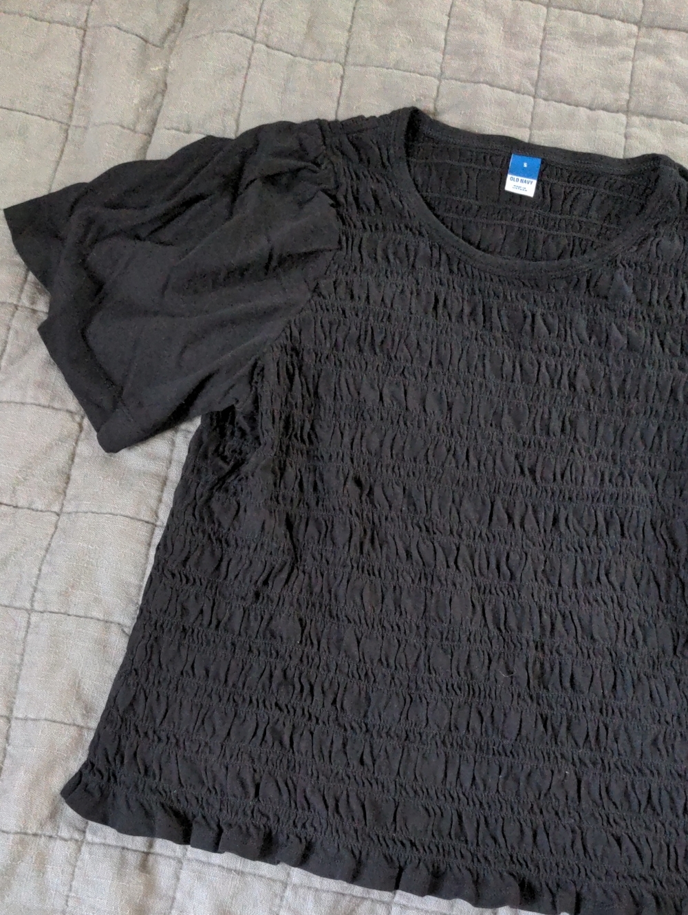 Old Navy Black Smocked Short Sleeve Top